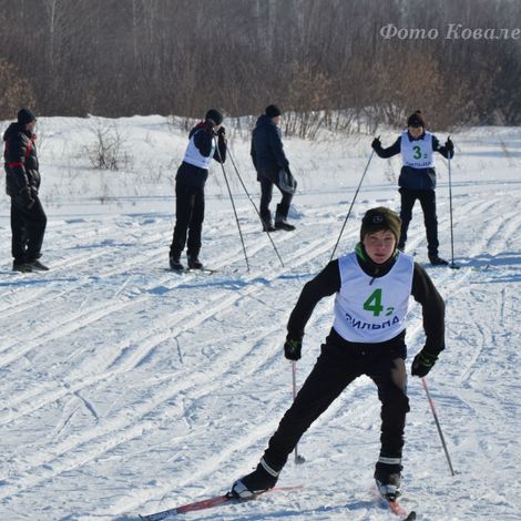 Лыжная эстафета школьников